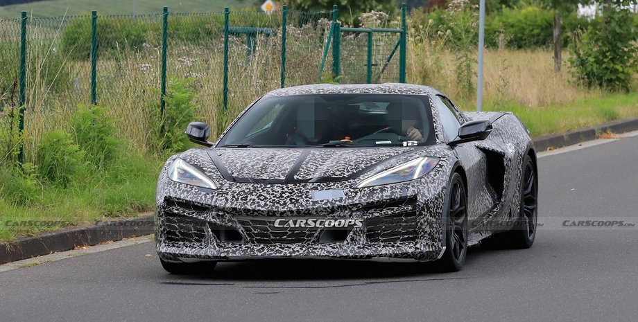 Chevrolet Corvette 2023 E-Ray AWD внешность, Chevrolet Corvette 2023 E-Ray AWD дебют, Chevrolet Corvette 2023 E-Ray AWD испытания, Chevrolet Corvette 2023 E-Ray AWD дизайн, шпионские фото