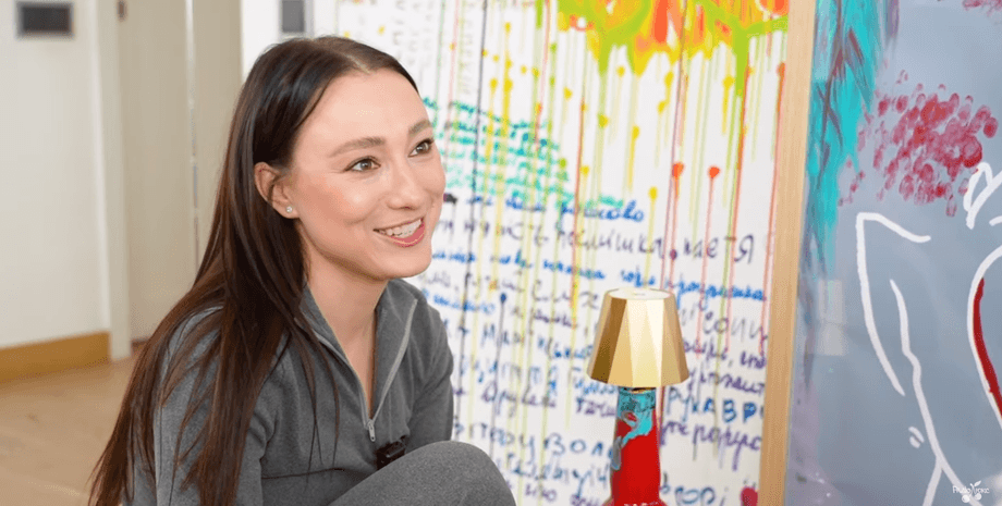 Анастасія Половинкіна Анастасія Половинкіна показала свою квартиру в києві