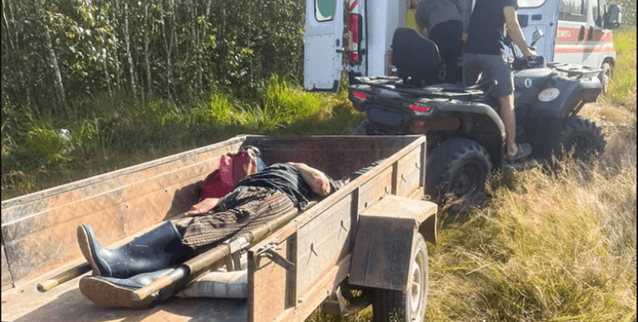 Ровненская область сбор клюквы спасение из болота