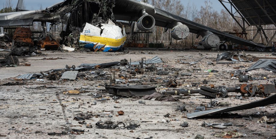 АН-225 "Мрия", эвакуация, самолет, разрушение, российские оккупанты, аэродром в Гостомеле, битва за Киевскую область, Сергей Бычков