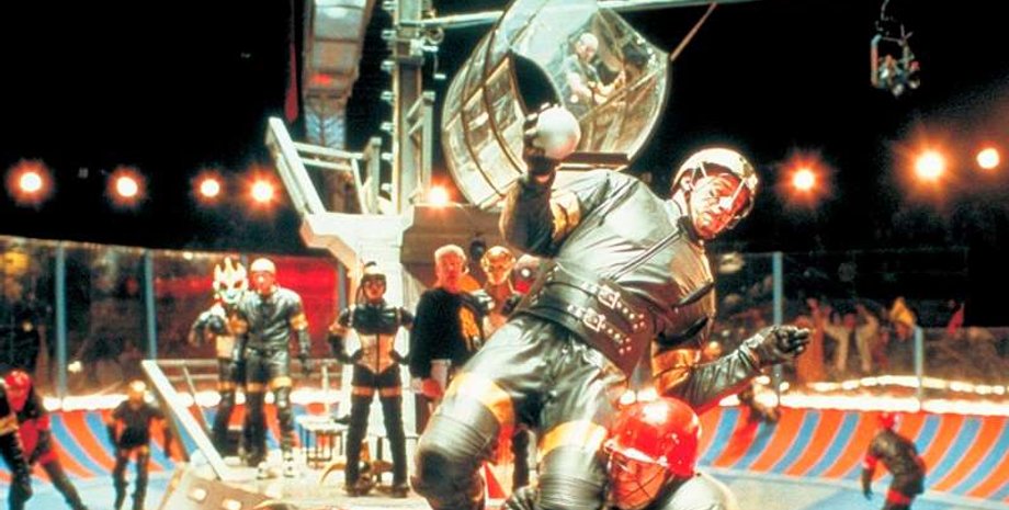 Кадр: фильм "Роллербол"