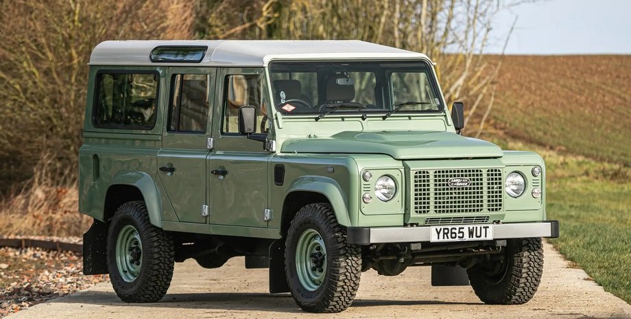 Land Rover Defender, Land Rover, містер Бін, Роуен Аткінсон, авто Містера Біна, Land Rover Defender Heritage Edition