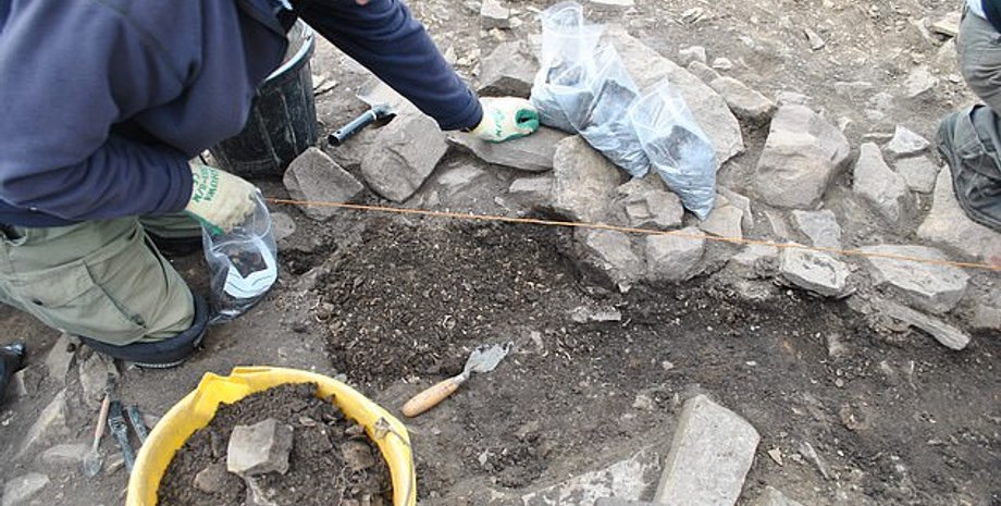 трапеза, железный век, пикты, поселение кэрнс, шотландия