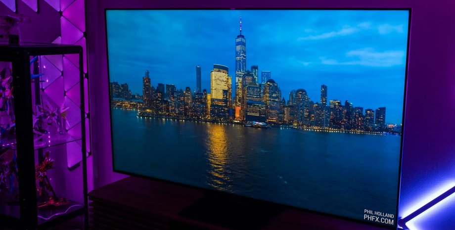 Бюджетний телевізор TCL QM7K