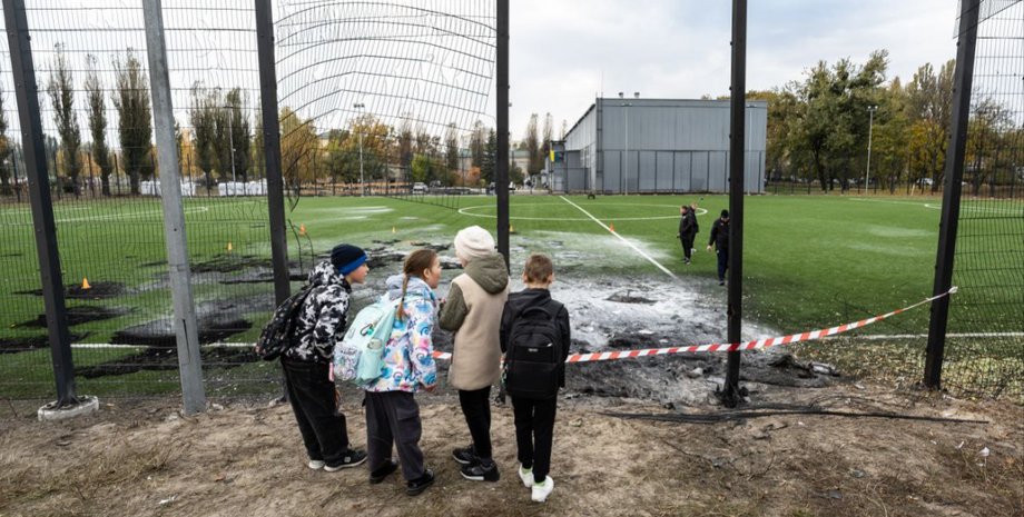 Шахед упав на полі академії Металіст 1925 у Києві
