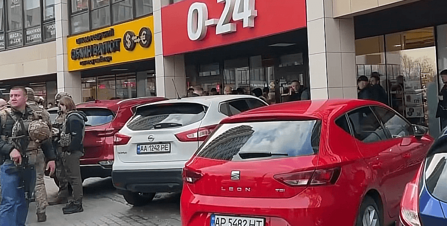 теракт в Киеве Стрельба в Киеве – Зеленский об изменениях в полиции