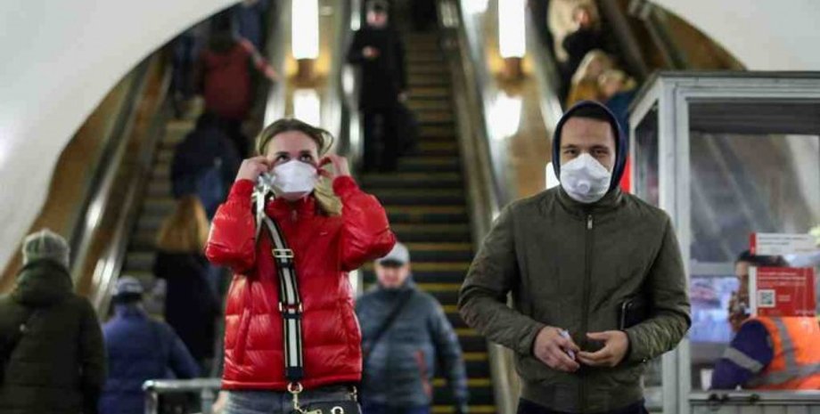 метро, маски, пасажири