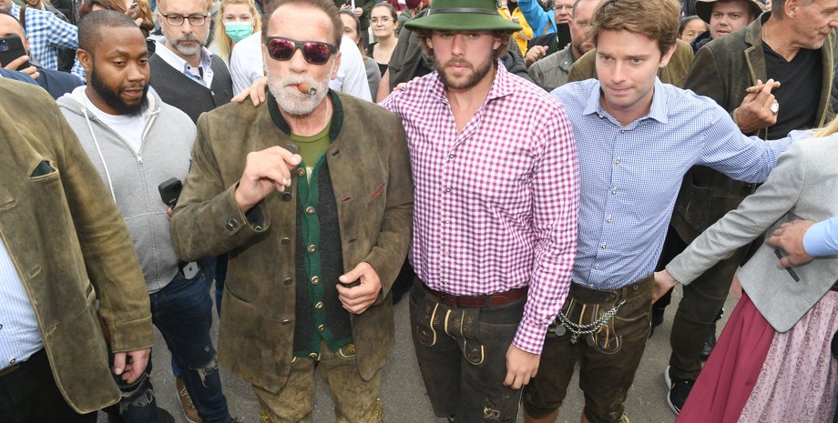 Арнольд Шварценеггер, Патрік Шварценеггер, Крістофер Шварценеггер, октоберфест, октоберфест у мюнхені, арні на октоберфесті