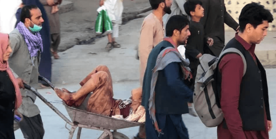 взрыв в Кабуле, афганистан, аэропорт