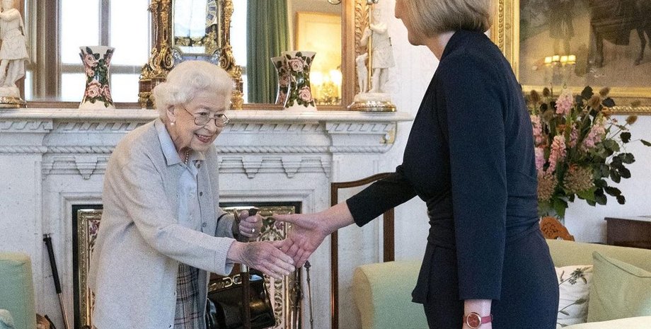 Елизавета II, лиз трасс, балморал