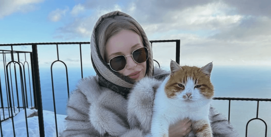 Жительница Крыма с котом