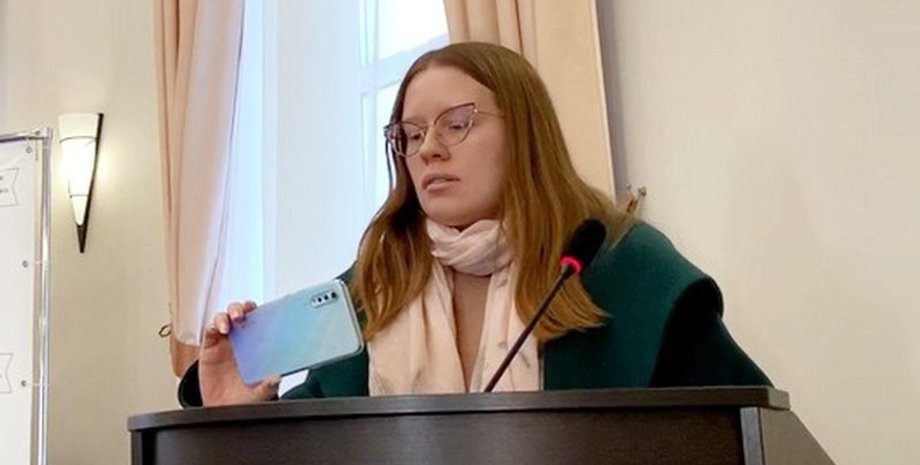 Ніна Бєляєва, російський депутат, семилуцький депутат, виступ проти війни