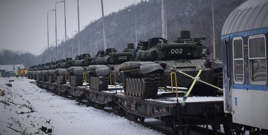 поставки танков оккупантам