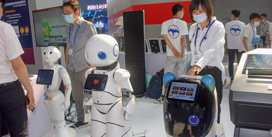 Пекин, роботы, китай, неделя науки в Пекине