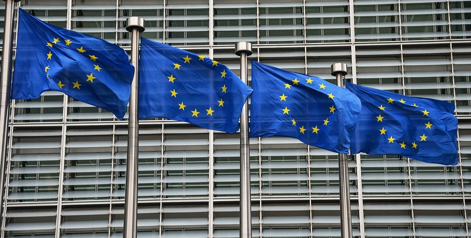 ЕС, Евросоюз, Еврокомиссия, флаги