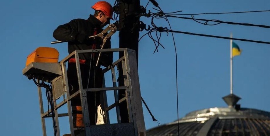 ремонт энергообъектов, веерные отключения, отключение света в Киевской области, экономия электроэнергии, удары по ТЭС
