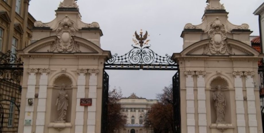 Варшава, Варшавский университет, штраф, польша, вакцинация, вакцина, вакцина от коронавируса