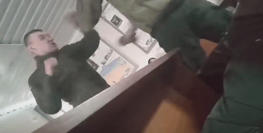 Нацгвардия , избиение, драка, скандал, избил бойца, НГУ