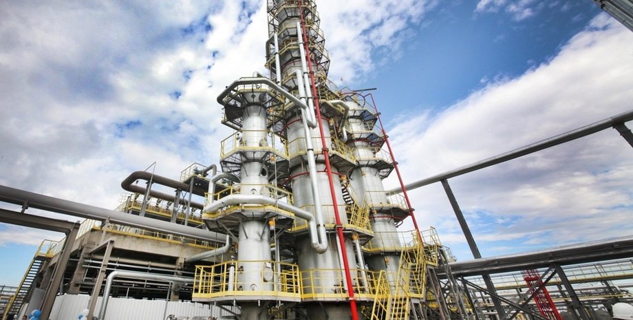 Українські безпілотники підірвали Ільський НПЗ в Краснодарському краї РФ, який переробляв нафту на експорті