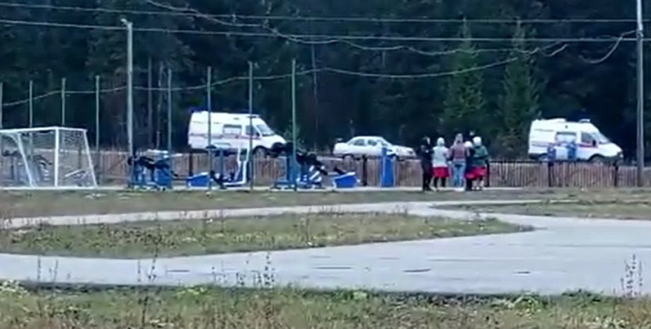 Школьник устроил стрельбу в школе под Пермью