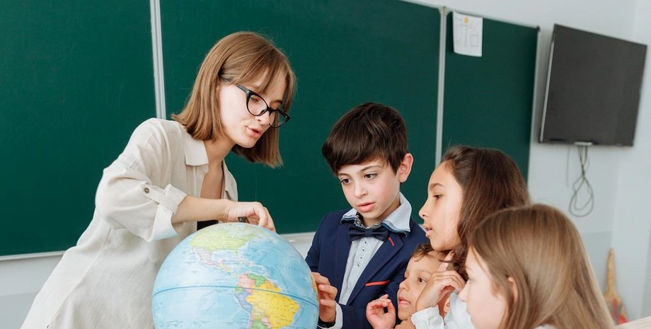 Київ скандал шкільна форма