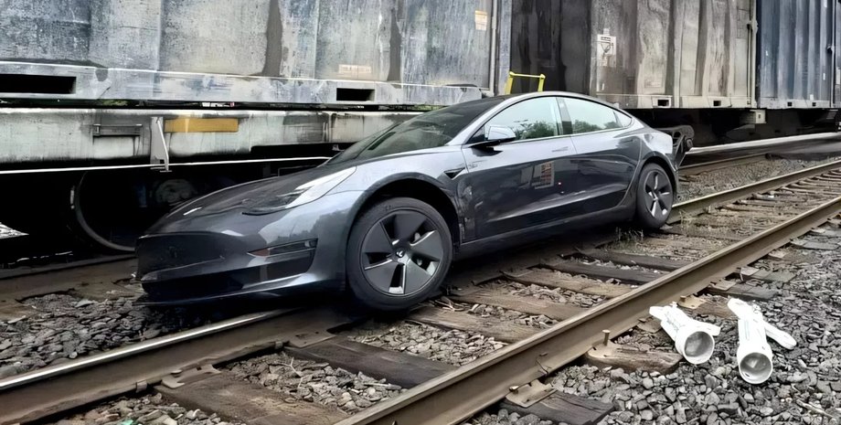 тесла дтп Tesla ДТП потяг