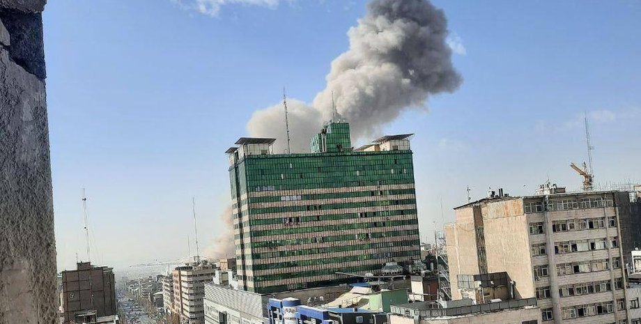 іран завдав удару у відповідь, атакувавши ізраїль балістикою