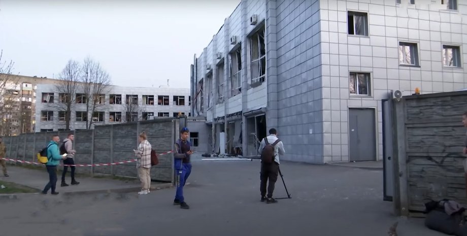 Обстрел Днепра 2 апреля, Днепр обстрел РФ, Днепр обстрел 2 апреля, Днепр обстрел школа, Днепр последствия, Днепр разрушения