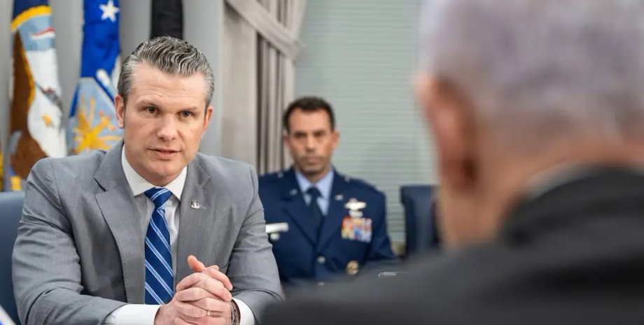 Хэгсет отправляет в отставку начальника штаба Сухопутных войск США Пит Хэгсет