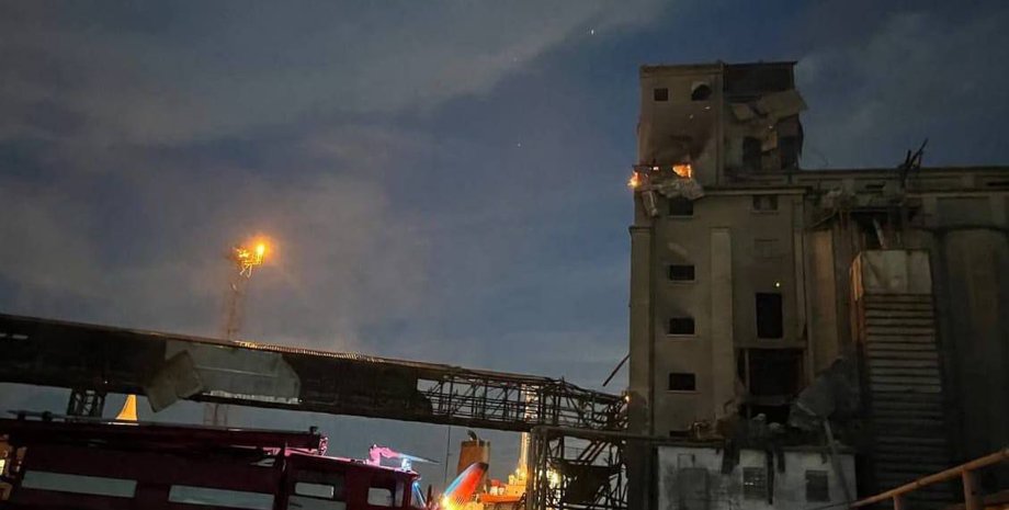 Обстрел инфраструктуры в Одесской области