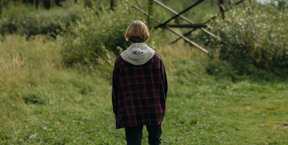 новини крвиого рогу, булінг, побиття підлітка, опік очей, підлітки знущалися з хлопця