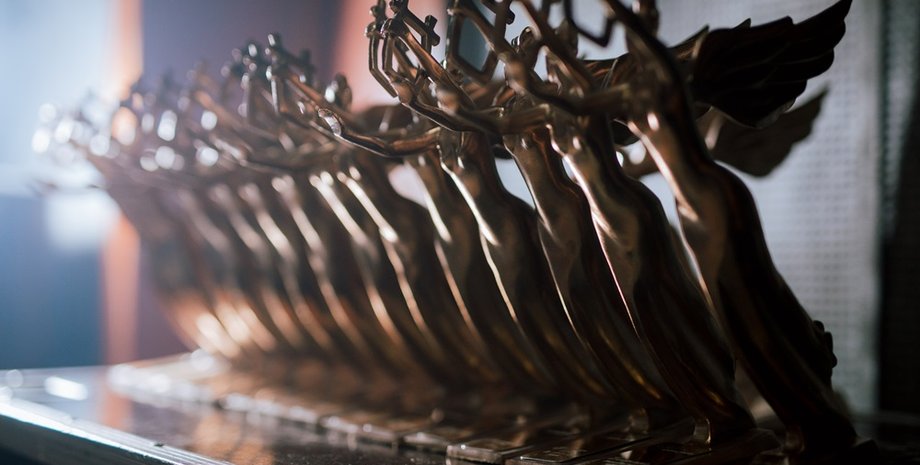 YUNA, премия, награждение