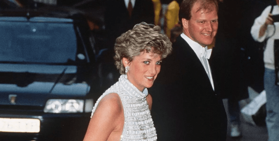 Принцессы Дианы на улице