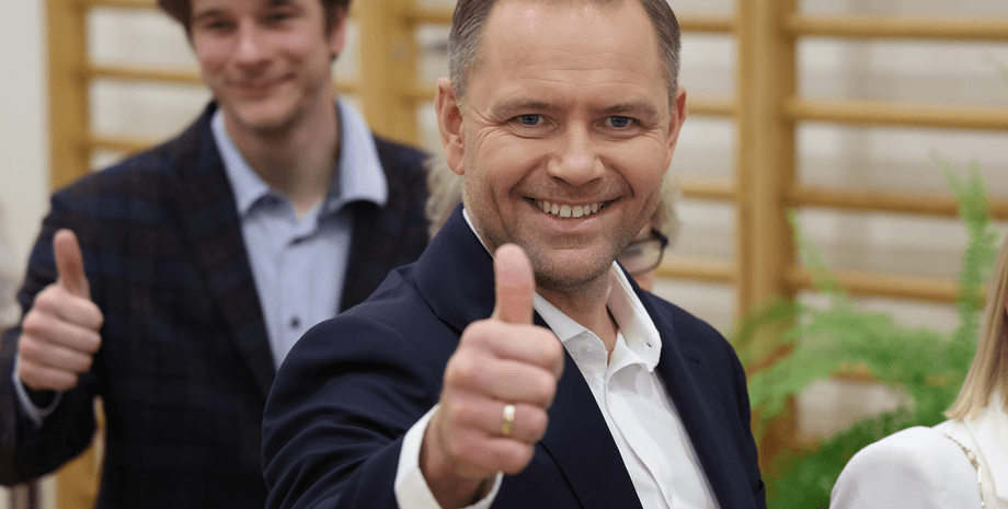 кароль навроцький переміг польща, новий президент польщі, навроцький скандал