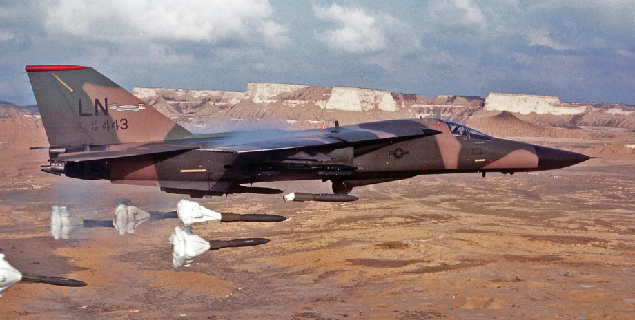 F-111 для воздушных сил сша