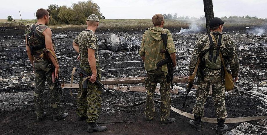 Боевики на месте крушения
