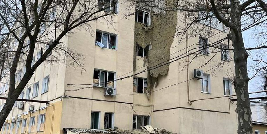 херсон обстрел, херсон больница