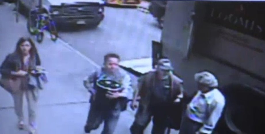 Кадр из видео CCTV via nbcnewyork.com