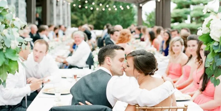 Свадебный ужин, свадебная церемония, свадьба, жених и невеста, шутка на свадьбе, еда на свадьбе, гости остались голодными