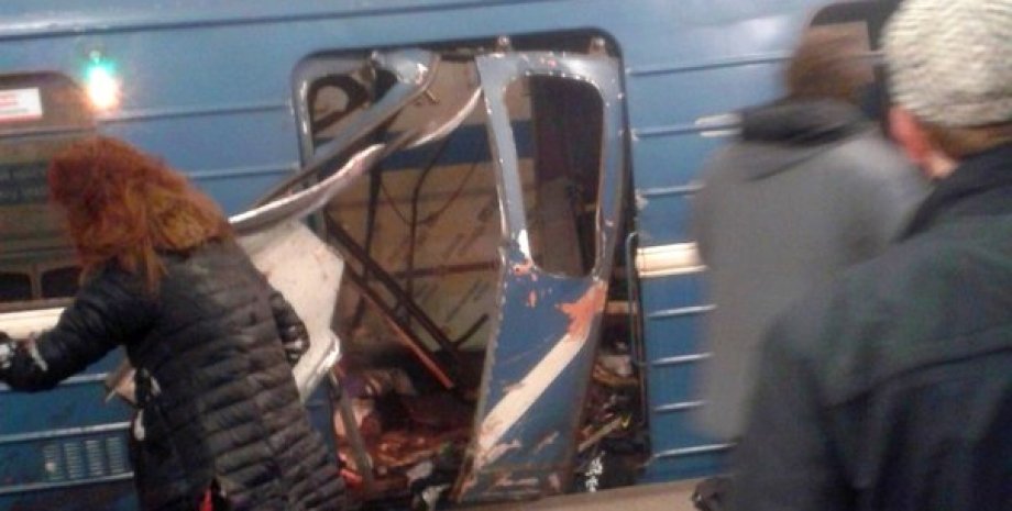 Взрыв в метро Санкт-Петербурга / Фото из открытых источников