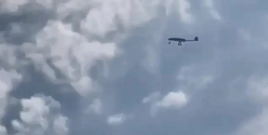 Дрон у Дагестані, дрон у РФ, безпілотник удар по РФ, Каспійськ безпілотник, військова ціль Дагестан РФ