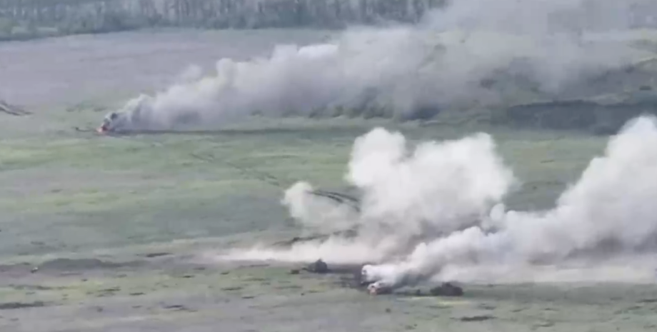 L'armée ukrainienne a repoussé l'assaut hostile avec le javelot et le FPV. Penda...