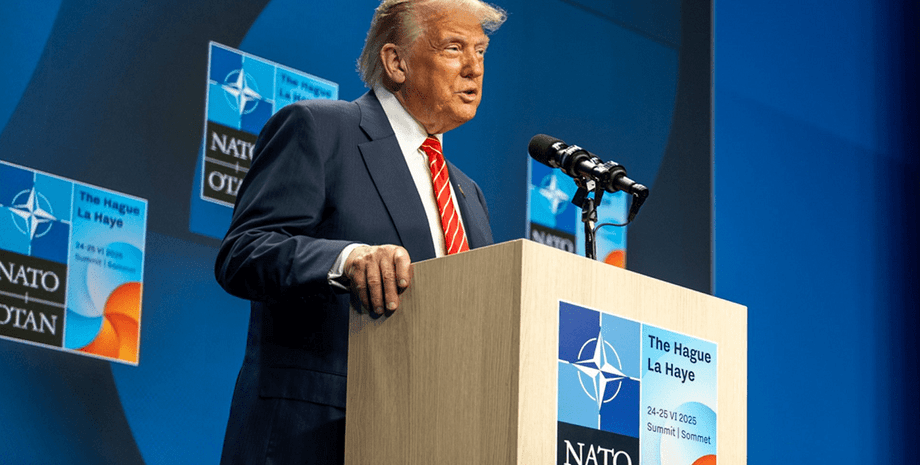 дональд трамп на саммите нато