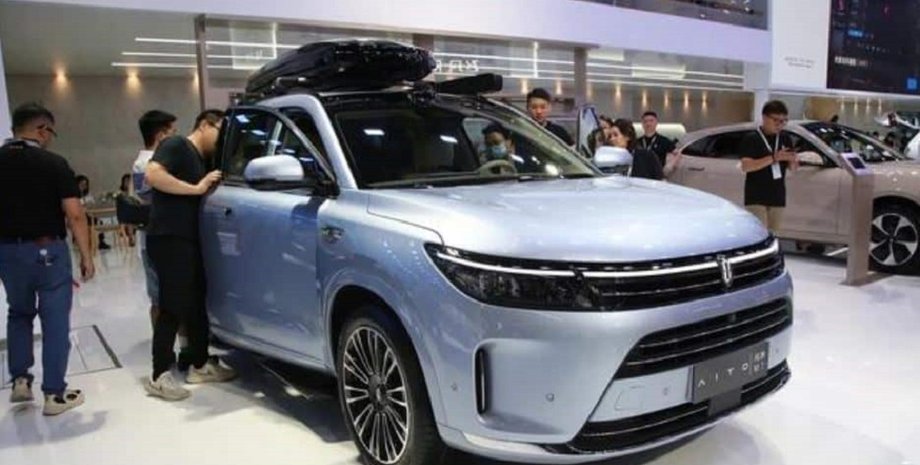 AITO, AITO M7, Авто, Автомобілі, Кросовери, Фото, Новинки, Китайські авто, Гібриди, Гібридні авто