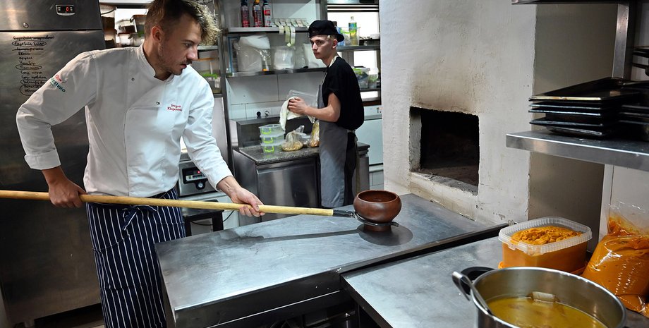 Приготовление борща, рецепт украинского борща, включение украинского борща в список ЮНЕСКО