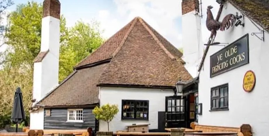 Англия, паб, старейший паб, историческая памятка, коронавирус, COVID-19, пандемия коронавируса