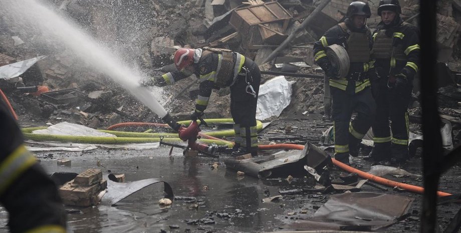 ГСЧС, Киев, война, Украина, Охматдет, фото