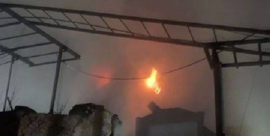 Пожар, спирт, война, Украина, фото