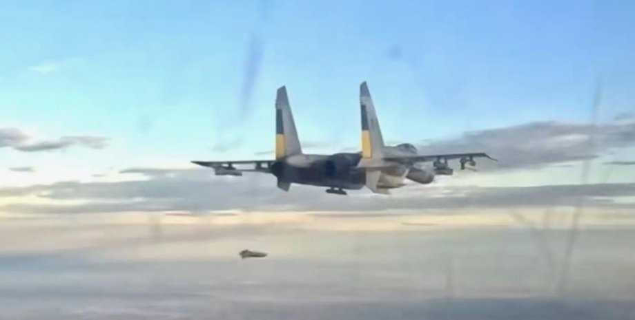 Су-27 с AASM-250 Hammer