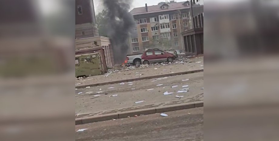 фото столба дыма в Донецке после атаки дронов 22 апреля